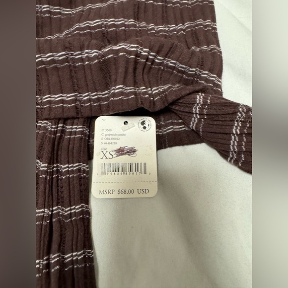 Free People Snowbunny Off The Shoulder Top - Picture 8 of 13